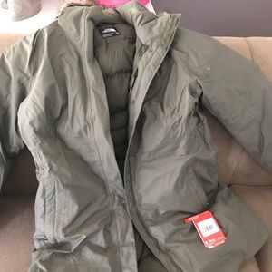 North face coat. Brand new